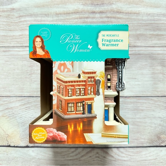 Pioneer Woman, Mercantile scented wax warmer NEW - Picture 2 of 7
